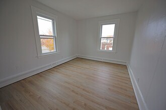 358 Washington St in New Britain, CT - Building Photo - Building Photo