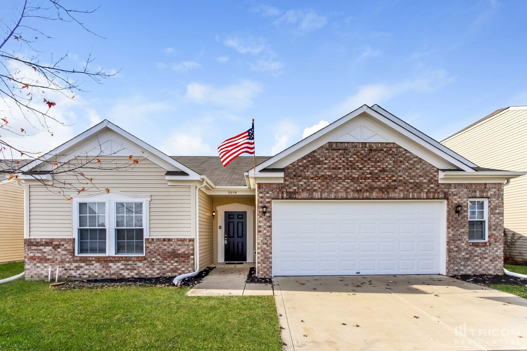 3058 Arrowroot Way in Indianapolis, IN - Building Photo