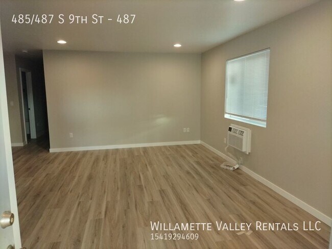485 S 9th St, Unit 487 in Lebanon, OR - Building Photo - Building Photo