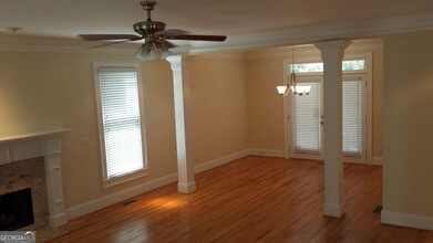 43 Oakridge Ave SE in Atlanta, GA - Building Photo - Building Photo
