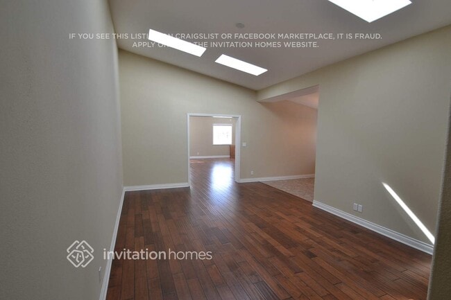 548 Galsworthy St in Thousand Oaks, CA - Foto de edificio - Building Photo