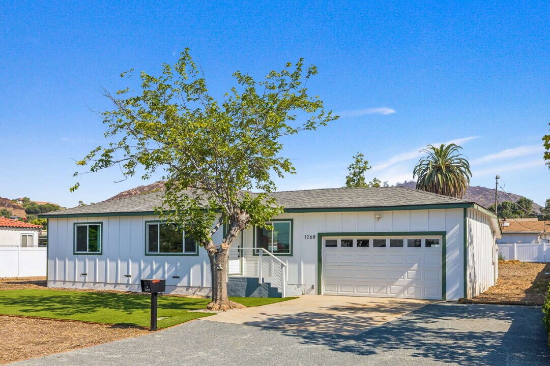 1268 Flamingo Ave in El Cajon, CA - Building Photo