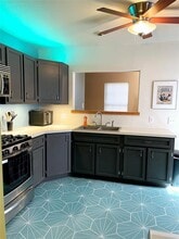 1131 Ebert Ave in Austin, TX - Building Photo - Building Photo