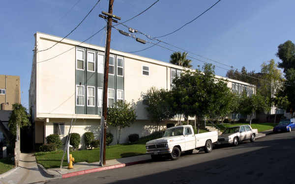 Adelaide Gardens in San Diego, CA - Building Photo - Building Photo