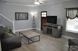 259 Oconee River Cir in Athens, GA - Building Photo - Building Photo