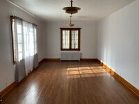 815 Division St photo'