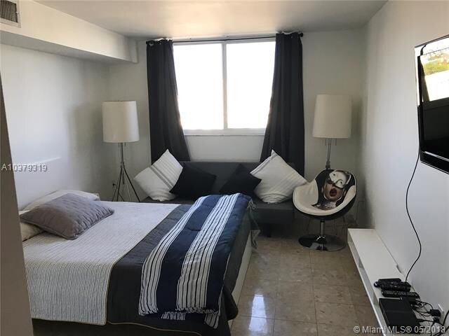 1666 West Ave-Unit -502 in Miami Beach, FL - Building Photo