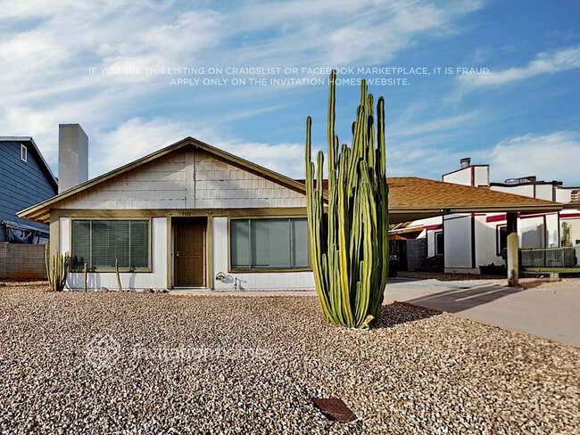 property at 5922 W Mauna Loa Ln