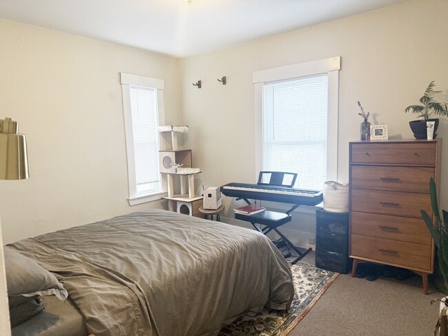 37 Prospect Street Ave, Unit 2