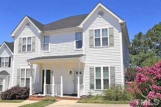 5333 Cog Hill Ct in Raleigh, NC - Building Photo - Building Photo