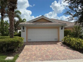 11616 Garessio Ln in Sarasota, FL - Building Photo