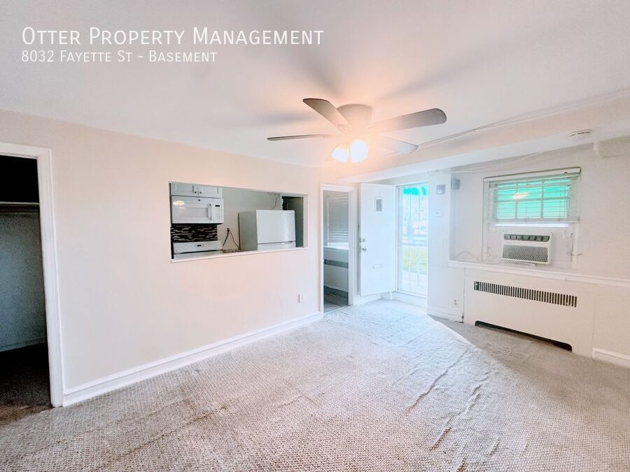 8032 Fayette St in Philadelphia, PA - Building Photo