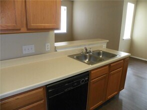 13704 Harris Ridge Blvd in Pflugerville, TX - Building Photo - Building Photo