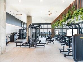 Modera St. Paul in Dallas, TX - Building Photo - Building Photo