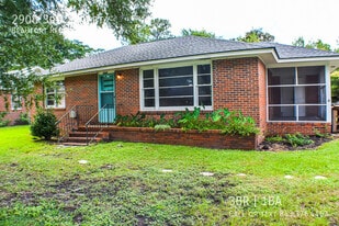 2906 3rd St in Beaufort, SC - Building Photo