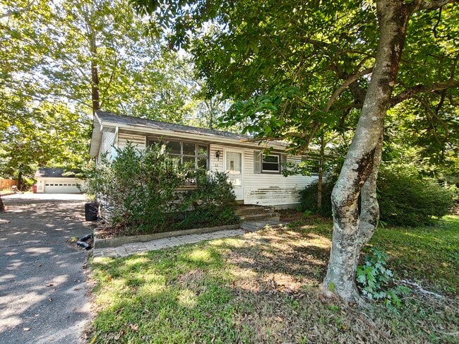 property at 20 N New Prospect Rd