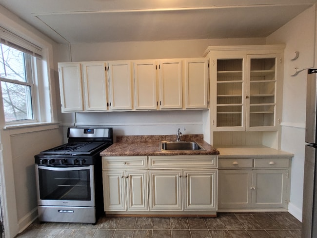 1611 Hampton Blvd, Unit A7 in Norfolk, VA - Building Photo - Building Photo