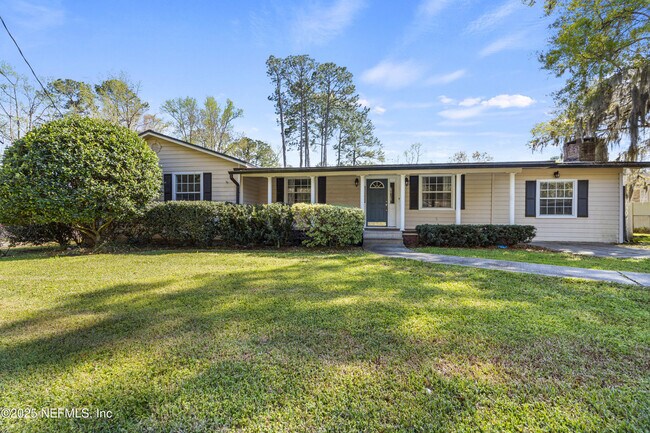 property at 7634 Hammond Blvd