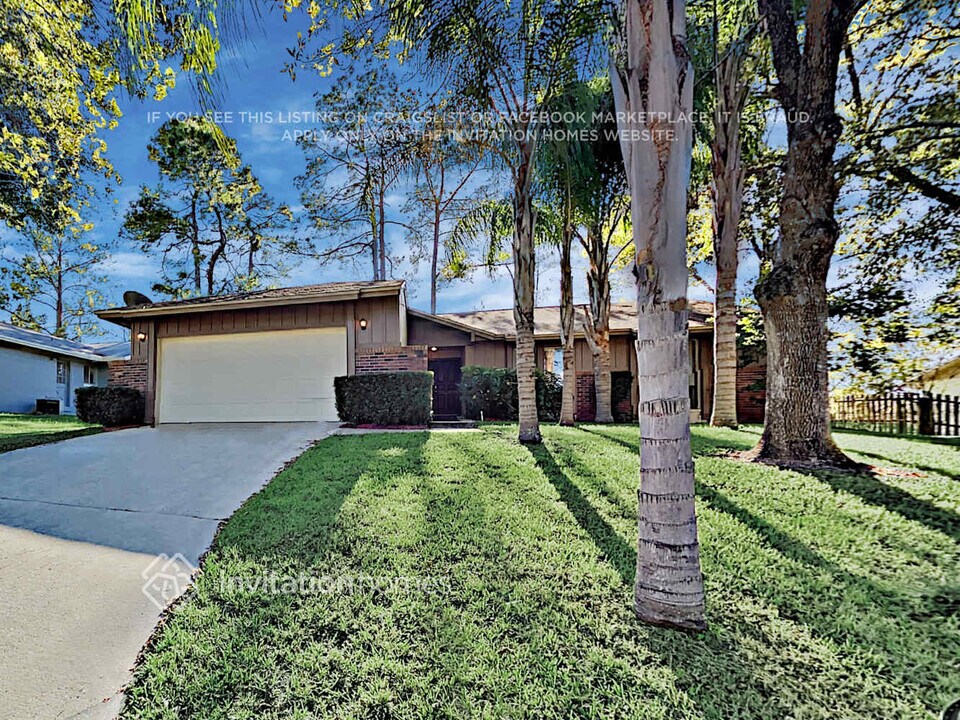 113 Holderness Dr in Longwood, FL - Building Photo