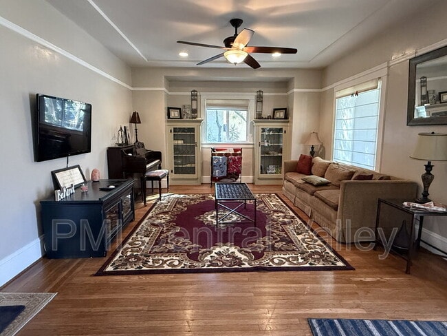 416 Sycamore Ave in Modesto, CA - Building Photo - Building Photo