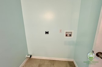 8 Hallcox St in Greenville, SC - Building Photo - Building Photo