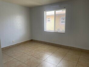 2820 Avenue S in Riviera Beach, FL - Building Photo - Building Photo