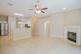 391 Meadowlark Ln in St. Augustine, FL - Foto de edificio - Building Photo