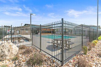 14962 S Soft Whisper Wy in Herriman, UT - Building Photo - Building Photo