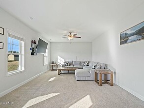 109 Perignon Dr in Princeton, NC - Building Photo - Building Photo