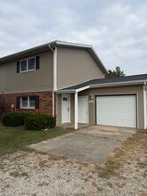 14102 Southwind Dr in Effingham, IL - Building Photo - Building Photo