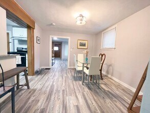 3923 Bluestone Rd in Cleveland Heights, OH - Building Photo - Building Photo