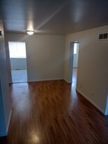 9993 Sloane Sq, Unit B in St. Louis, MO - Foto de edificio - Building Photo