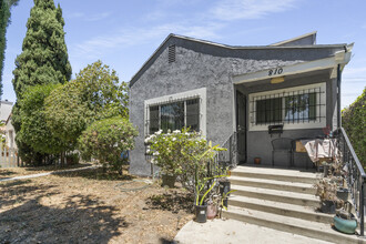 810 N Citrus Ave in Los Angeles, CA - Building Photo - Building Photo