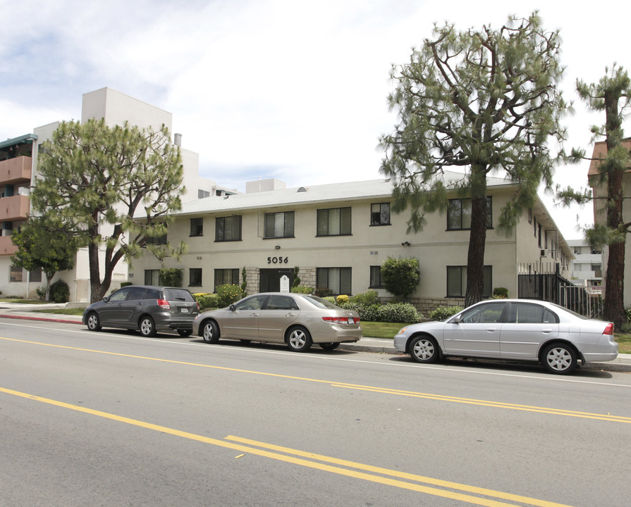 5056 Tujunga Ave in North Hollywood, CA - Building Photo