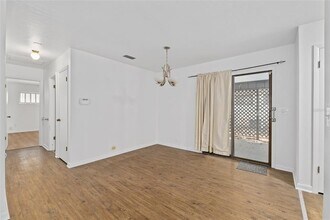 8479 NW 38th Dr in Gainesville, FL - Building Photo - Building Photo