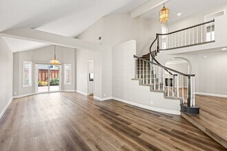 4266 Pilon Point in San Diego, CA - Building Photo - Building Photo