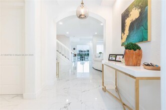 15323 SW 9th Way in Miami, FL - Building Photo - Building Photo