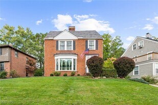 2244 Edgerton Rd in University Heights, OH - Building Photo