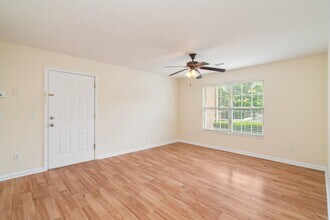 1703 Maple View Way in Knoxville, TN - Building Photo - Building Photo