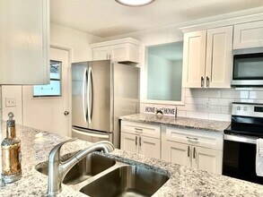 603 SE Harborview Dr in Port St. Lucie, FL - Building Photo - Building Photo