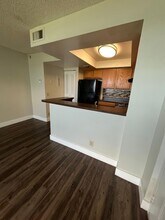 714 Executive Center Dr in West Palm Beach, FL - Building Photo - Building Photo