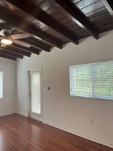 4225 SW 62nd Ave in Miami, FL - Building Photo - Building Photo