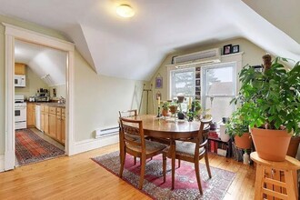 3031 11th Ave S, Unit 3 in Minneapolis, MN - Foto de edificio - Building Photo