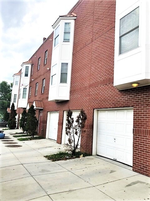 534 N Front St, Unit B in Camden, NJ - Building Photo - Building Photo