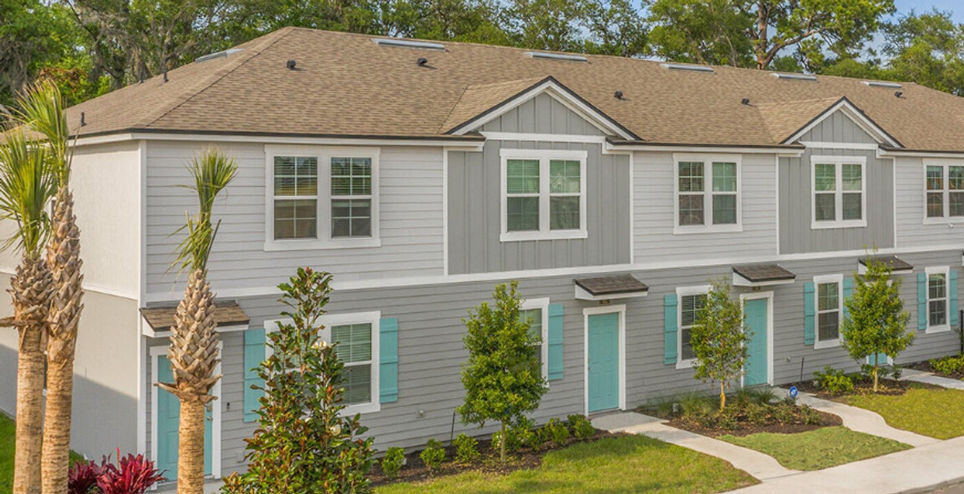 104 Whispering Brk Dr in St. Augustine, FL - Foto de edificio
