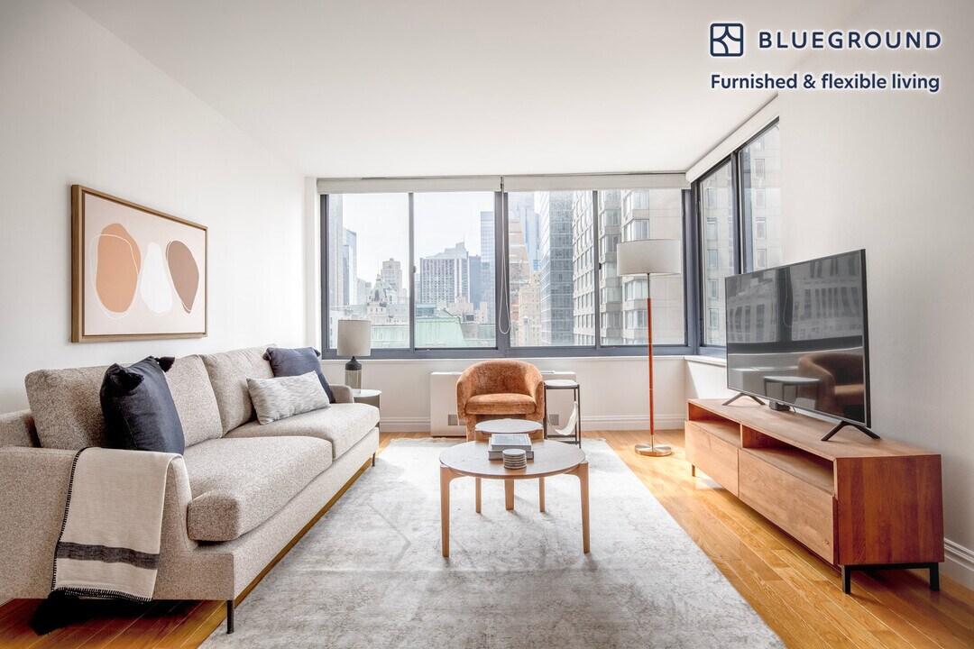 235 W 48th St, Unit FL22-ID28 in New York, NY - Building Photo