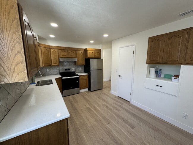 267 S 300 E in Heber City, UT - Building Photo - Building Photo