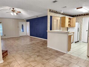 708 Crestview Dr in Kennedale, TX - Building Photo - Building Photo