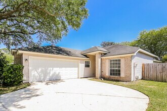 3815 Purcellville Ct in Jacksonville, FL - Building Photo - Building Photo
