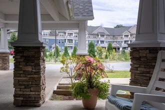 9 Joshua Way in Essex Junction, VT - Building Photo - Building Photo